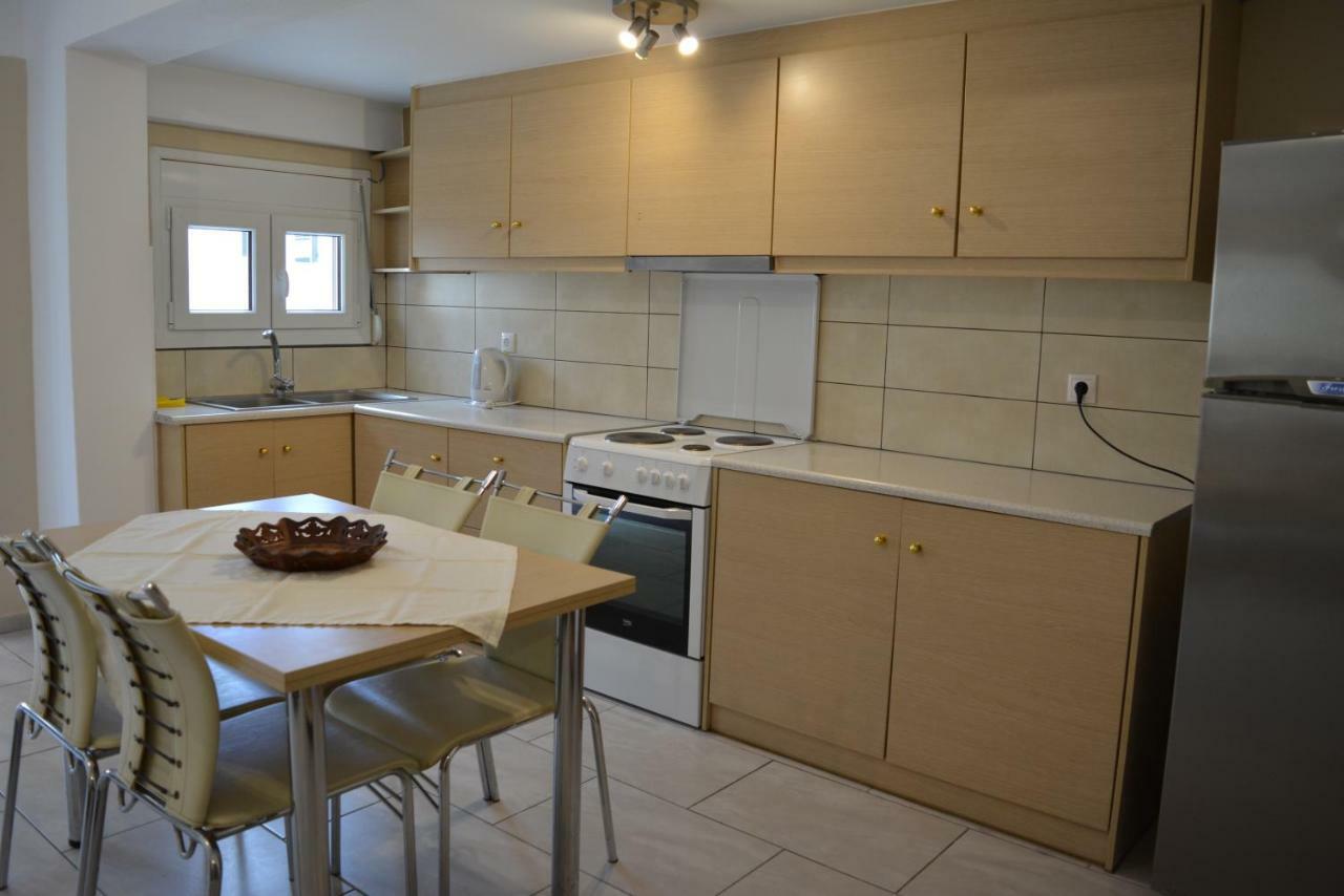 Anemomilos Suites Fira  Exteriör bild