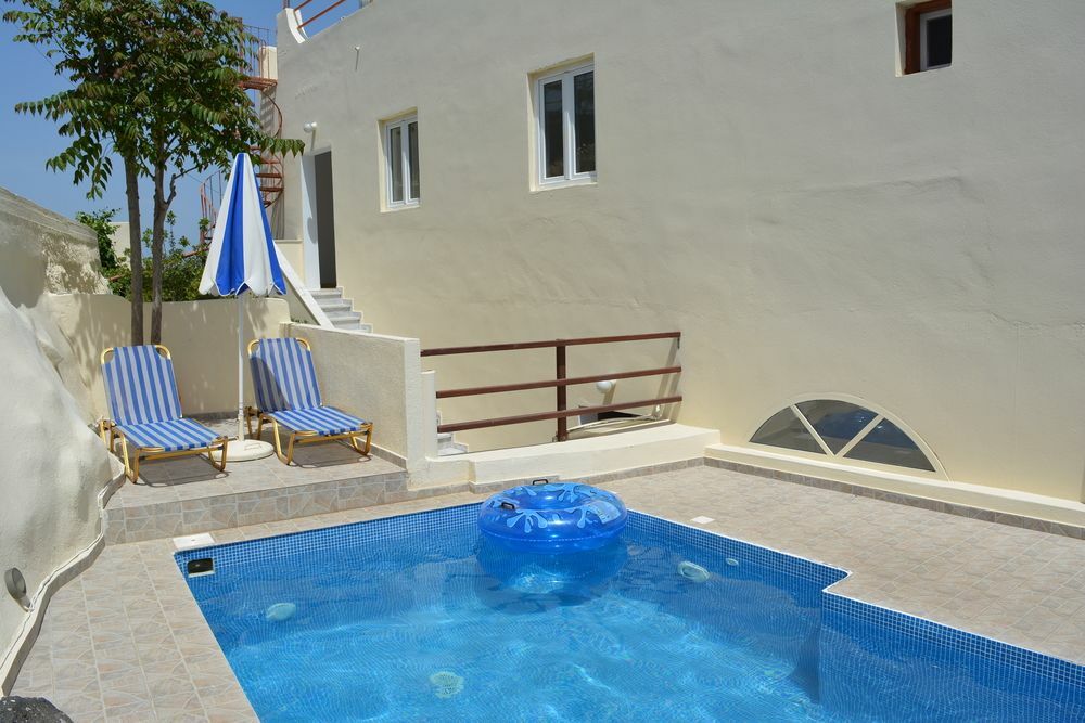 Anemomilos Suites Fira  Exteriör bild