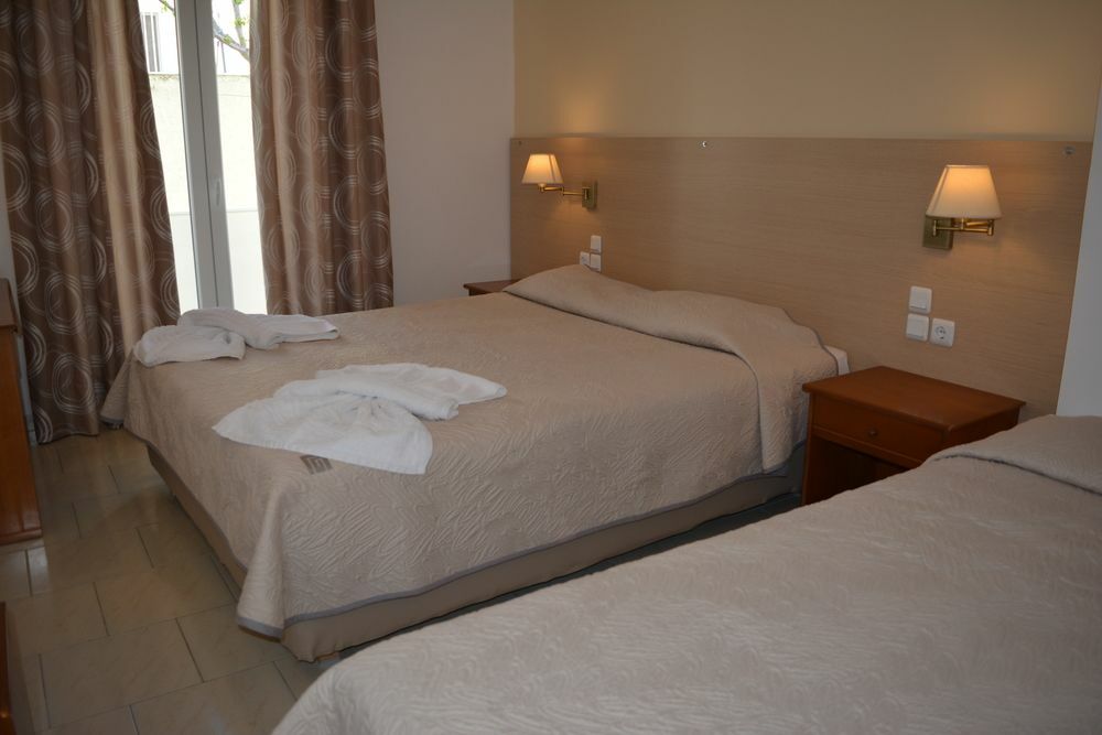 Anemomilos Suites Fira  Exteriör bild