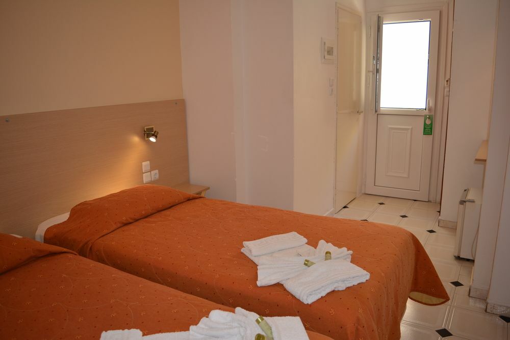 Anemomilos Suites Fira  Exteriör bild