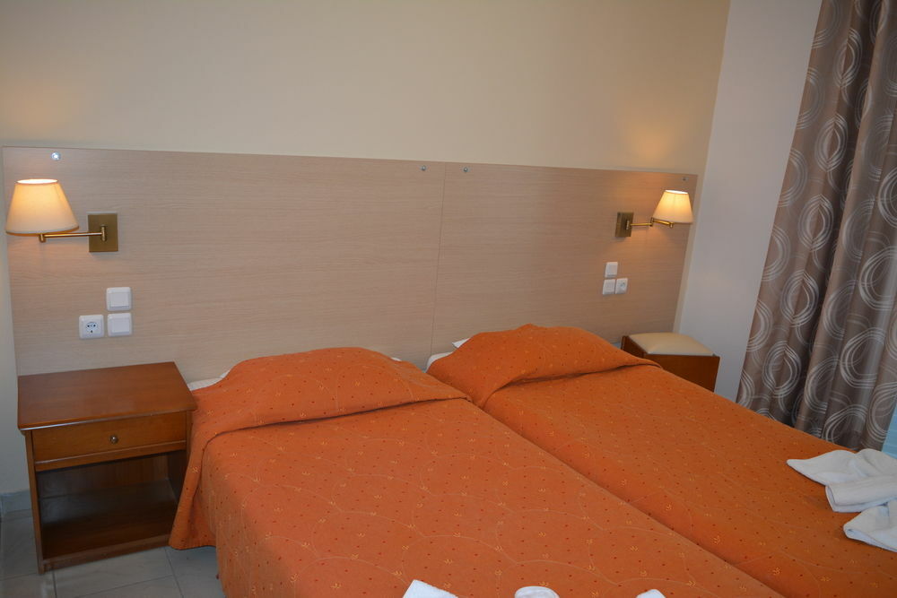 Anemomilos Suites Fira  Exteriör bild