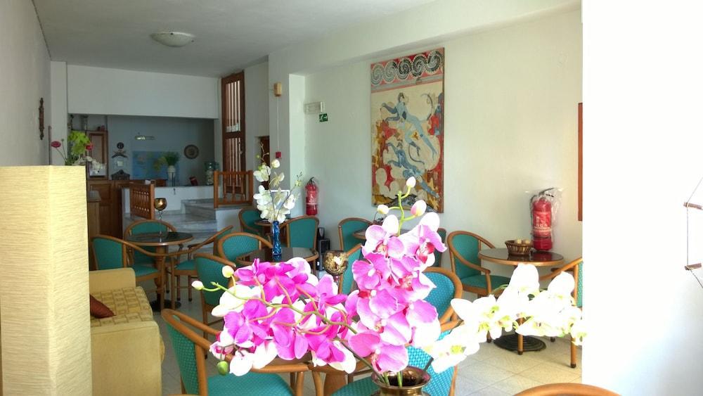Anemomilos Suites Fira  Exteriör bild